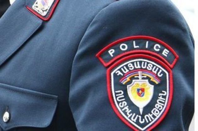 Замкомандира спецбатальона полиции Армении ушел в отставку