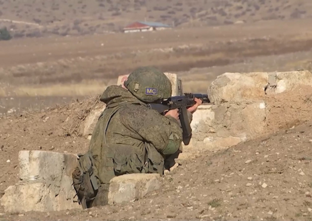 Российские миротворцы приступили к плановым занятиям по боевой подготовке в Карабахе (ФОТО, ВИДЕО)
