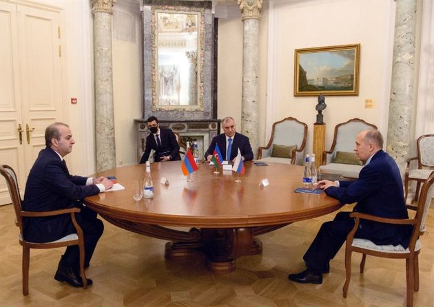 Главы служб безопасности Азербайджана и Армении встретились в Москве