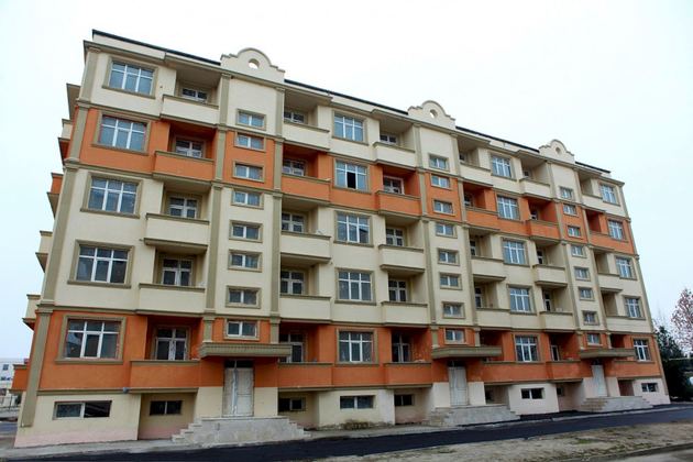 Еще 30 семей шехидов и инвалидов Карабахской войны получили квартиры и дома в Азербайджане