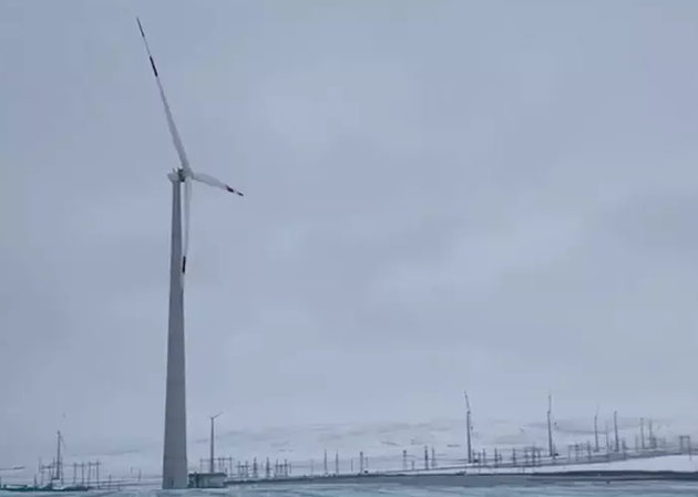 В Ставропольском крае заработала первая в регионе ветроэлектростанция (ВИДЕО)