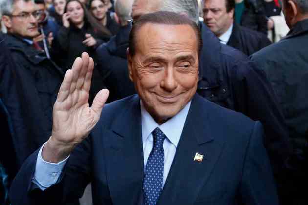 Берлускони прошел обследование и выписался из больницы