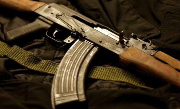 СНБ Армении возбудило уголовные дела в отношении поставщика оружия для армии