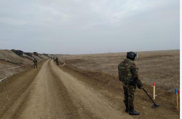 Российские и азербайджанские специалисты обезвредили 340 мин на освобожденных землях (ФОТО/ВИДЕО)
