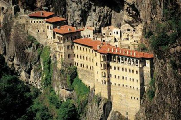 Горный монастырь Сумела в Турции может войти в список ЮНЕСКО
