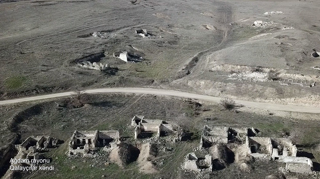 Оккупанты оставили одни руины от села Галайчылар (ФОТО, ВИДЕО)
