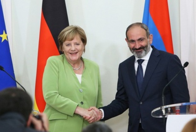 Жест дистанцирования: Армения сблизилась с ЕС в разгар "второй холодной войны"