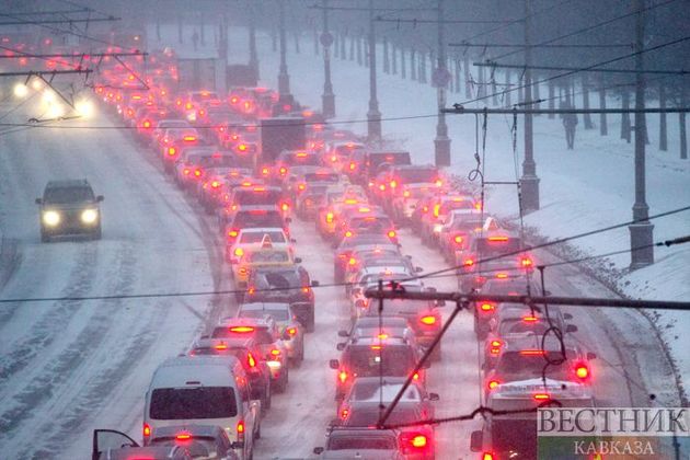 Месячная норма снега парализовала часть Казахстана