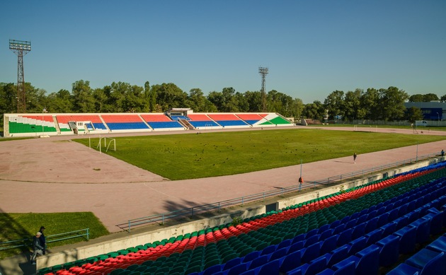 Темрезов: крупнейший в КЧР стадион "Нарт" заработает весной