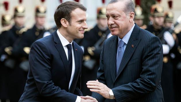 Рука Макрона? Египет мирится с Турцией