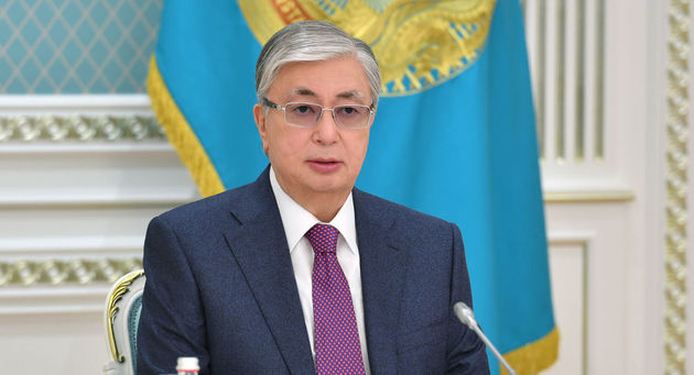 Президент Казахстана отреагировал на падение Ан-26 в Алматы 