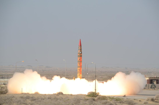 Пакистанские военные опробовали новую баллистическую ракету-носитель