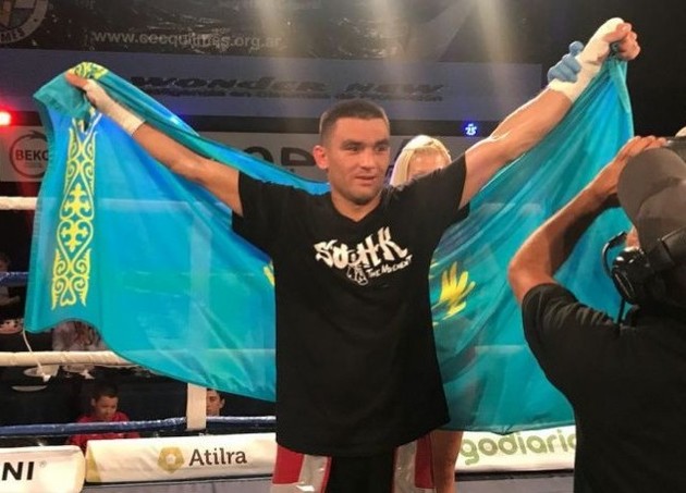 Непобежденный боксер из Казахстана узнал, с кем проведет следующий бой