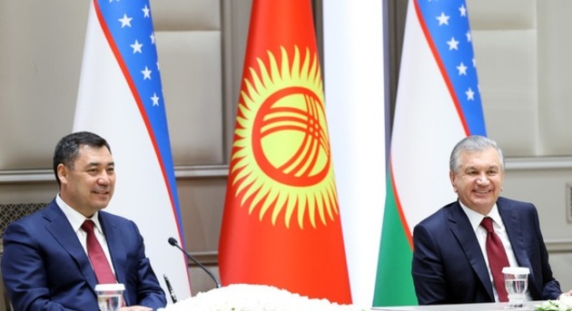 Президенты Узбекистана и Киргизии обсудили военные столкновения между Душанбе и Бишкеком