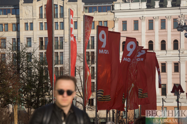 Москву украсили ко дню Победы (фоторепортаж)  2021-05-08