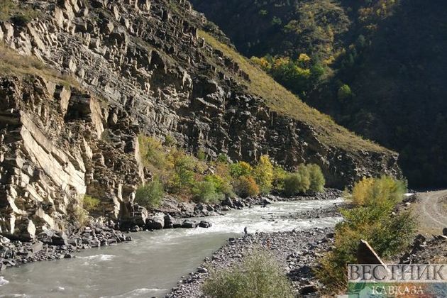 Спасатели четвертые сутки не могут найти российского туриста в горах Абхазии