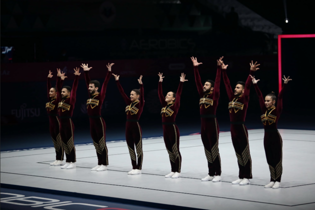 Азербайджанские гимнасты взяли "золото" в аэродэнсе на чемпионате мира в Баку (ВИДЕО)