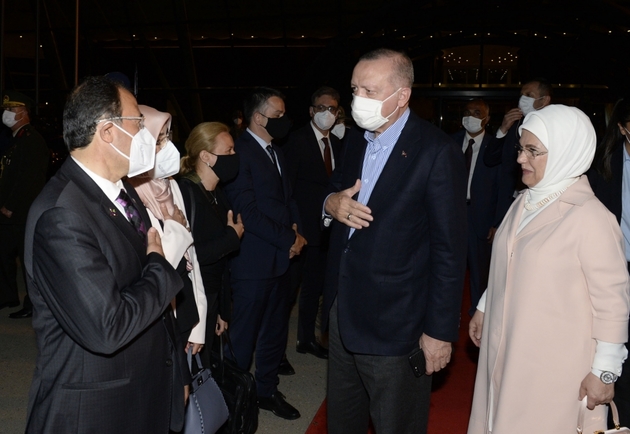 Эрдоган завершил визит в Азербайджан  