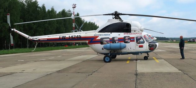 Под Брестом аварийно сел вертолет МЧС Беларуси