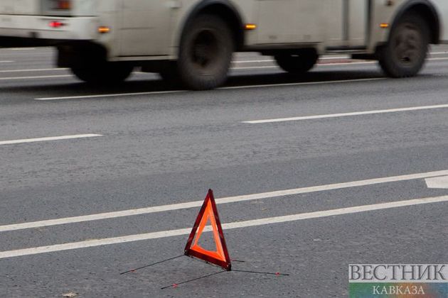 На трассе "Дон" столкнулись пассажирский автобус и грузовик, есть пострадавшие