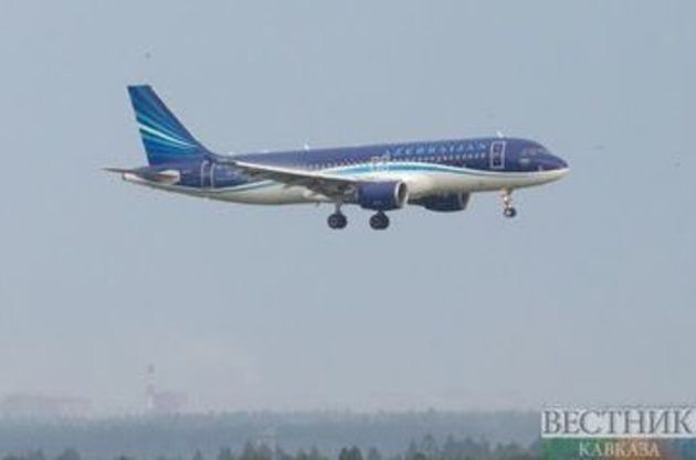 Самолет компании AZAL совершил экстренную посадку в Баку