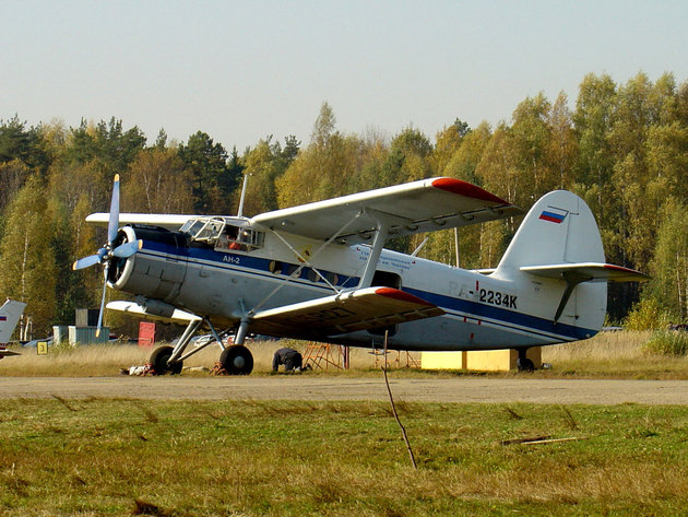 В Казахстане упал легкомоторный самолет