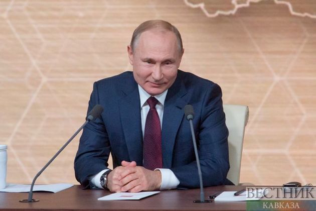 Путин пожелал выпускникам вузов мечтать, никогда не сдаваться и найти свое дело