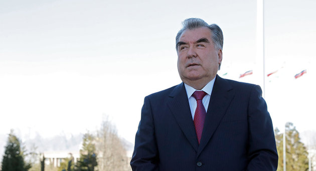 Президент Таджикистана лишился сестры из-за COVID-19