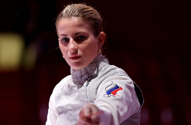Рапиристка Дериглазова завоевала "серебро" на Олимпиаде в Токио