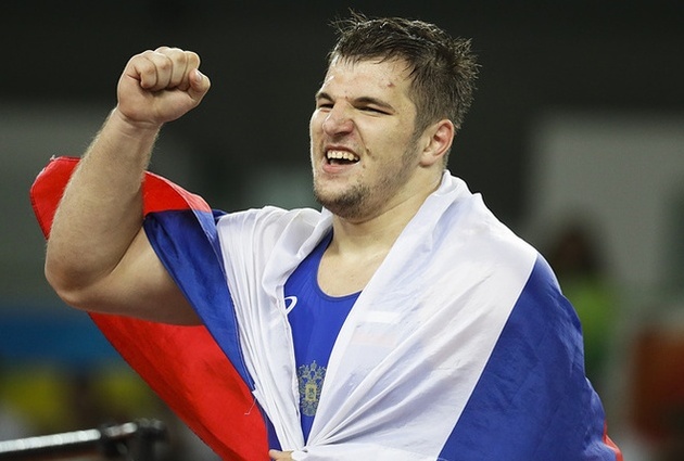 Российский борец Семенов завоевал бронзовую медаль на Олимпиаде в Токио