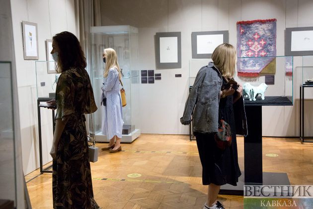 Выставка Альфиза Сабирова открылась в Музее Востока (фоторепортаж)