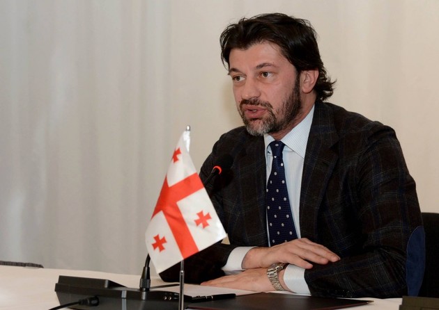 Каладзе пообещал поднять зарплату сотрудникам мэрии Тбилиси