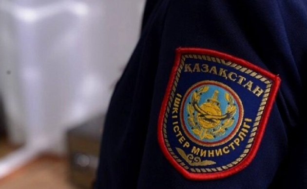 В Казахстане уволили полицейских, устроивших драку в кафе
