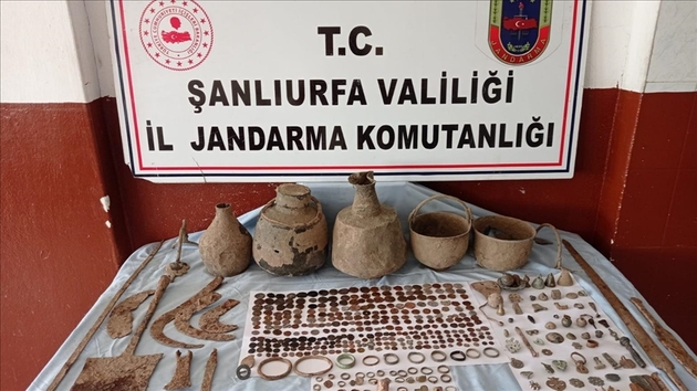 Турецкие полицейские предотвратили контрабанду античных ценностей