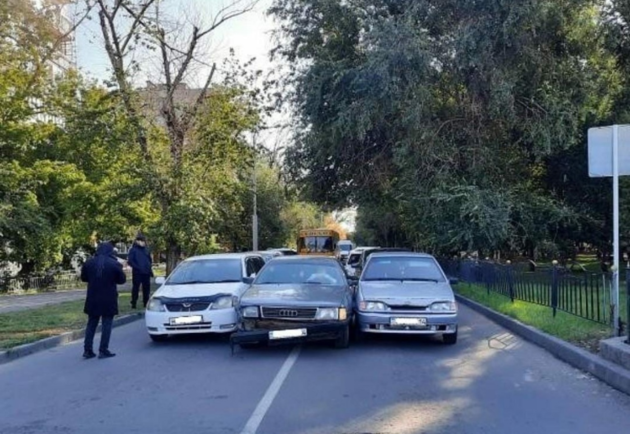 Массовая авария произошла из-за неисправных тормозов в Павлодаре (ФОТО)