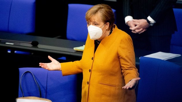В Германии появились плюшевые мишки "Ангела Меркель" 