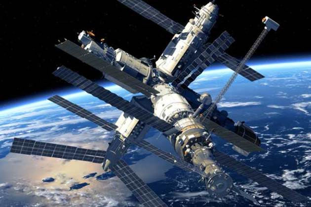 "Роскосмос" хочет проводить коммерческие эксперименты на МКС