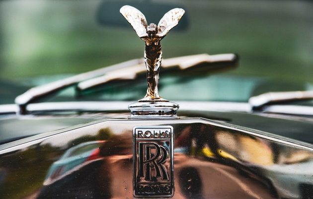 Rolls-Royce полностью перейдет на выпуск электромобилей