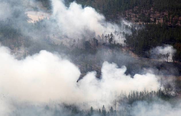 Астрахань заволокло дымом от природных пожаров в Казахстане