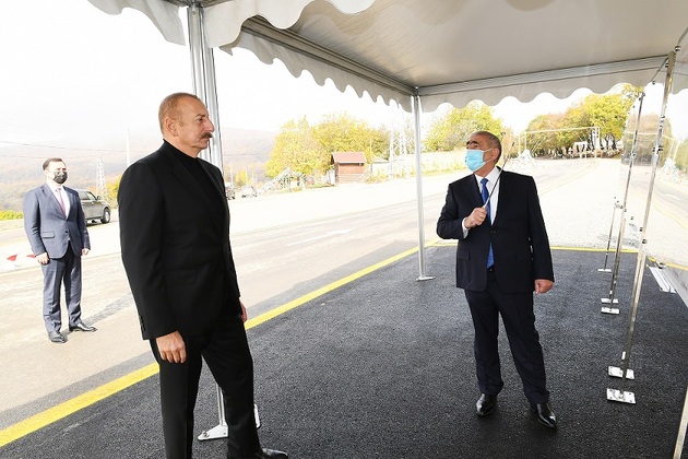Ильхам Алиев и Мехрибан Алиева посетили Исмаиллинский район