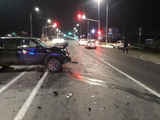 Авария с двумя пострадавшими произошла в Карачаево-Черкесии (ФОТО)