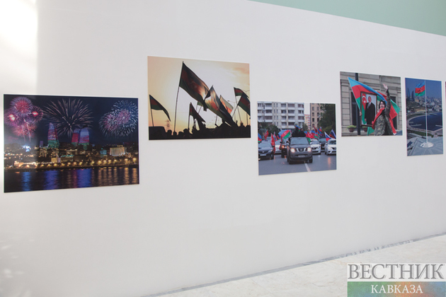 Выставка в Павильоне "Азербайджан" ко Дню Победы и Дню Государственного флага Азербайджанской Республики (фоторепортаж)