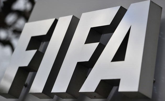 Россия опустилась на одну строчку в рейтинге ФИФА