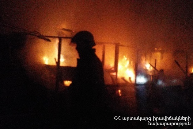 Деревянный дом сгорел в Лорийской области Армении, есть пострадавшие