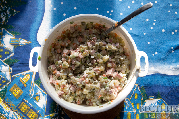 Оливье и селедка под шубой подорожали на 20% за год