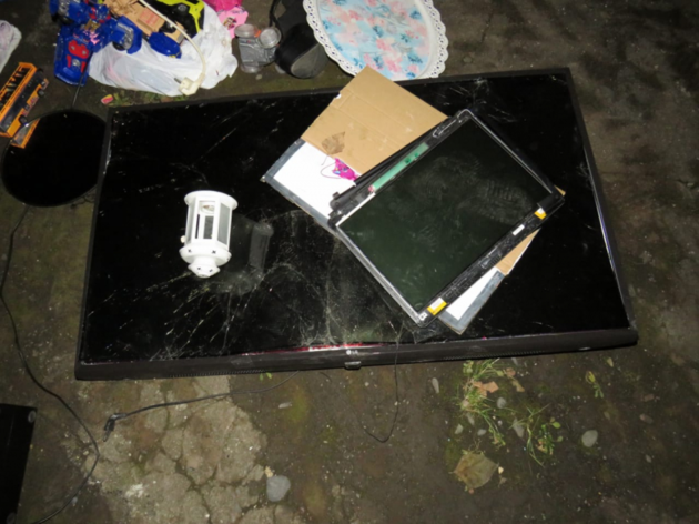Нетрезвый житель Владикавказа выбросил вещи экс-возлюбленной из окна ее квартиры