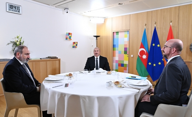 Ильхам Алиев, Никол Пашинян и Шарль Мишель встретились в Брюсселе