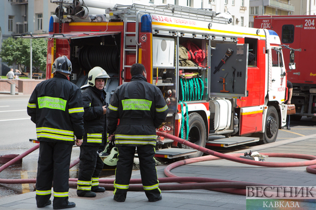 Огнеборцы справились с масштабным пожаром на Центральном рынке Назрани 