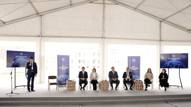 Панельные заседания состоялись в рамках V Съезда азербайджанцев мира в Шуше