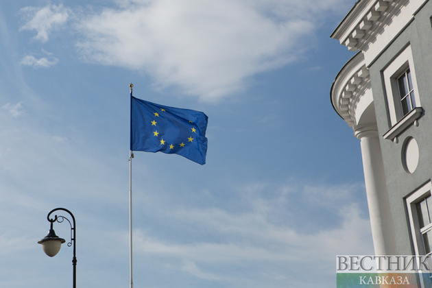 Источник: ЕС работает над возможностью направить российские подсанкционные активы на восстановление Украины